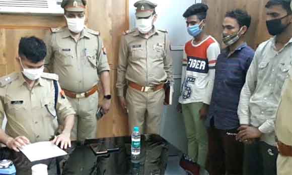 हॉटमिक्स प्लांट से तारकोल के 42 ड्रम चोरी का एसपी देहात अतुल शर्मा ने किया खुलाशा, तीन आरोपी गिरफ्तार