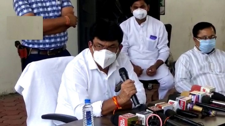 MP के मंत्री बोले- कमलनाथ का बयान आतंकवादियों जैसा