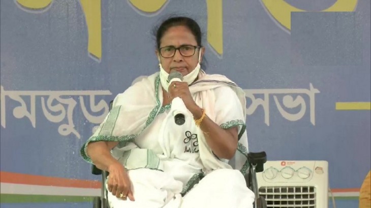 पश्चिम बंगाल में चुनाव के बाद हिंसा, ममता बनर्जी ने बुलाई अहम बैठक