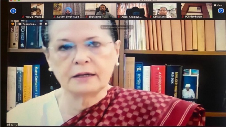 ‘कोरोना से निपटने में सिस्टम नहीं, सरकार फेल’, सोनिया गांधी ने सर्वदलीय बैठक बुलाने की मांग