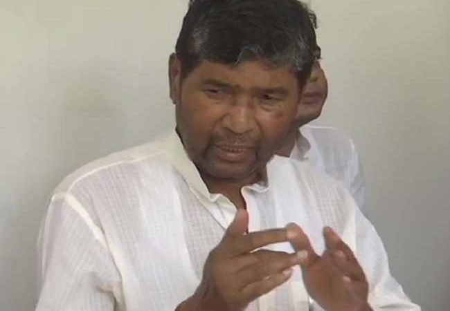 LJP संसदीय दल के नेता चुने गए पशुपति पारस, थोड़ी देर में लोकसभा अध्यक्ष से मिलेंगे बागी सांसद