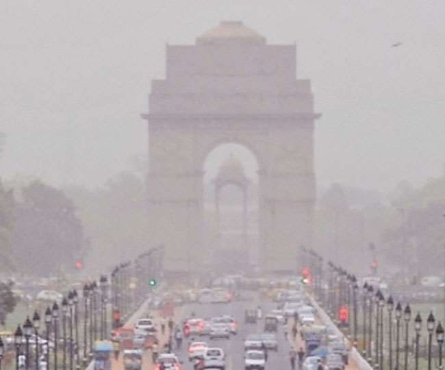 NCR पर प्रदूषण की सर्वाधिक मार, देश के 10 सर्वाधिक प्रदूषित शहरों में भिवाड़ी, नोएडा और दिल्ली टॉप पर