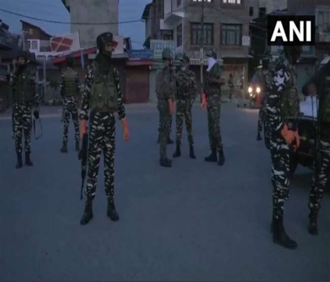 नौगाम मुठभेड़ में सुरक्षाबलों ने एक आतंकी मार गिराया, सर्च ऑपरेशन जारी
