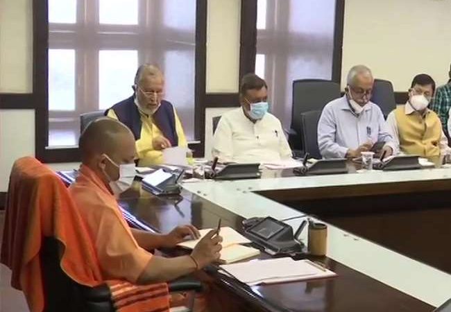 CM योगी आदित्यनाथ का निर्देश, कोरोना वायरस के नए वैरियंट को लेकर हाई अलर्ट पर रहें सभी विभाग