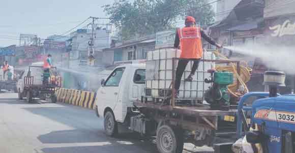 प्रमुख बाजारों, धर्म स्थलों व चौराहों को किया सैनेटाइज