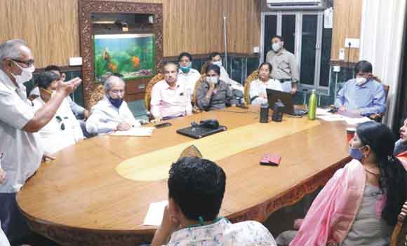 नदी में कूड़ा डालने वालों पर लगेगा 20 हजार जुर्माना