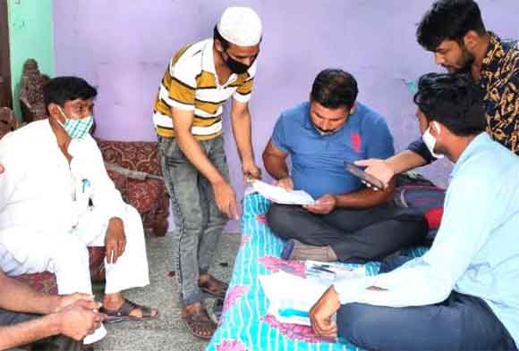 उज्जवला योजना के तहत भरे गए फार्म