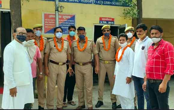 कोरोना काल में पुलिसकर्मियों का काम रहा सराहनीय