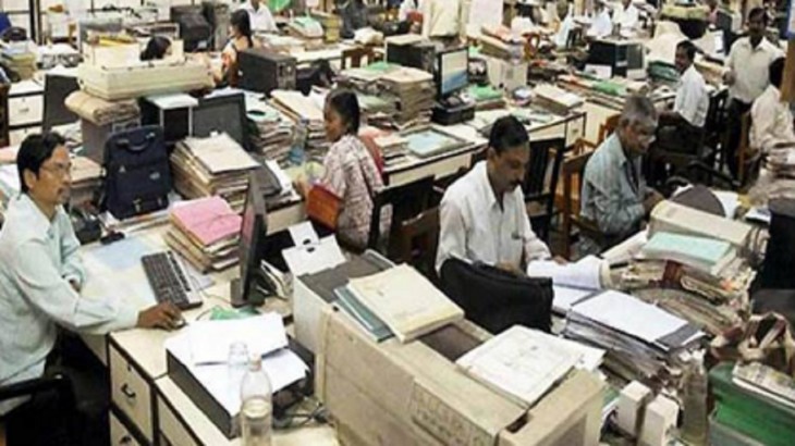 कोरोना कहर में केंद्रीय कर्मियों के भत्तों में भी कॉस्ट कटिंग, 20 फीसदी तक कटौती