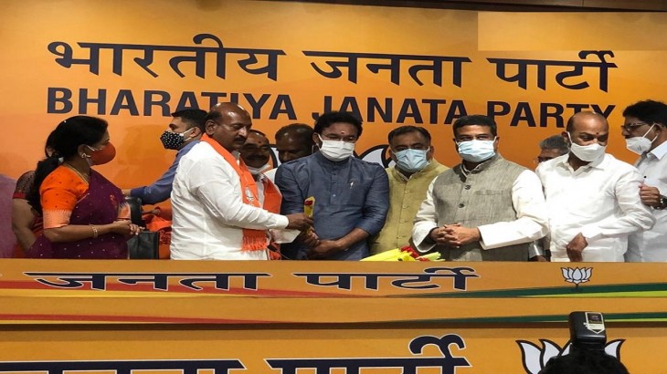 तेलंगाना में एक और उपचुनाव में TRS और BJP होंगे आमने-सामने, एटाला राजेंद्र बीजेपी में शामिल