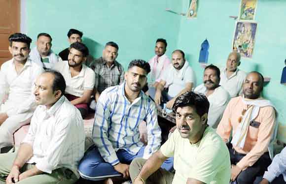 ब्राहमण समाज की बैठक में रामपुर मनिहारान प्रकरण पर जताया रोष