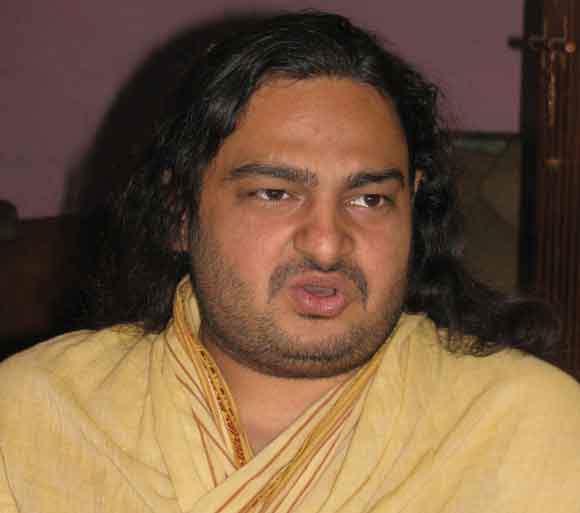 कोरोना के खिलाफ वैक्सीन को बनाए अमोघ शस्त्र: दीपांकर