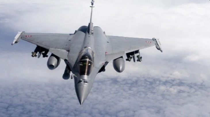 Rafale का नया रिकॉर्ड, लगातार 12 घंटे उड़ तय की 17000 किमी दूरी