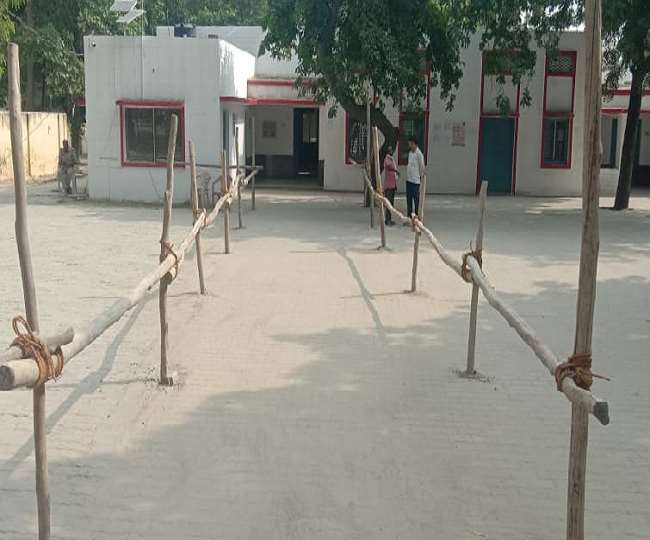LIVE-UP Block Pramukh Chunav 2021: ब्लाक प्रमुखों का चुनाव आज, सुरक्षा के बीच 476 पद के लिए वोट डालेंगे क्षेत्र पंचायत सदस्य