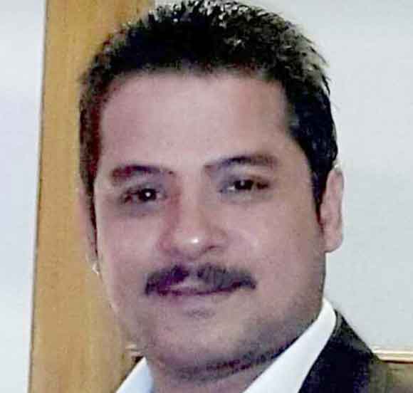 ट्रक की चपेट में आकर युवक की दर्दनाक मौत