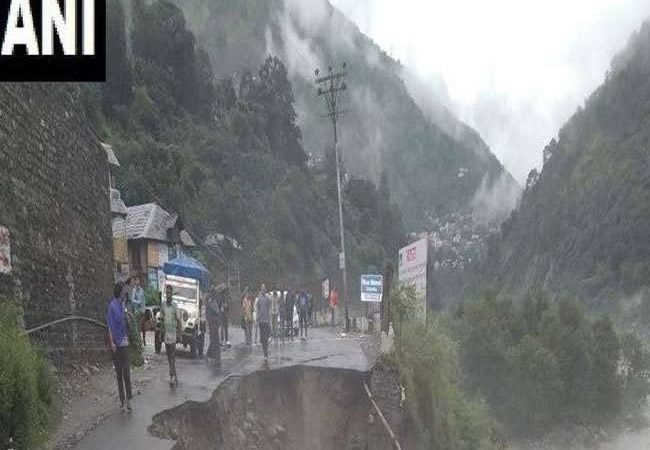 Monsoon Updates: पहाड़ों में आफत की बारिश, दो की मौत, कई लापता, जम्मू में टूटा 32 साल का रिकार्ड