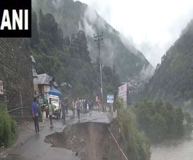 Monsoon Updates: पहाड़ों में आफत की बारिश, दो की मौत, कई लापता, जम्मू में टूटा 32 साल का रिकार्ड