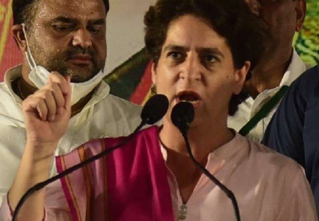 प्रियंका वाड्रा ने खोला गठबंधन का ऑफर: बोलीं-BJP को हराना हमारा लक्ष्य, किसी से भी कर लेंगे गठजोड़