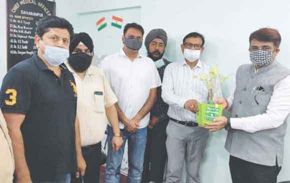 सीएमओ से मिला व्यापारियों का शिष्टमंडल
