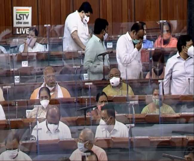 Monsoon Session LIVE: विपक्ष के हंगामे के कारण दोबारा स्थगित हुई राज्यसभा की कार्यवाही, लोकसभा 2 बजे तक स्थगित