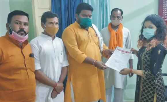 बजरंग दल के प्रतिनिधिमंडल ने एसडीएम को सौंप ज्ञापन