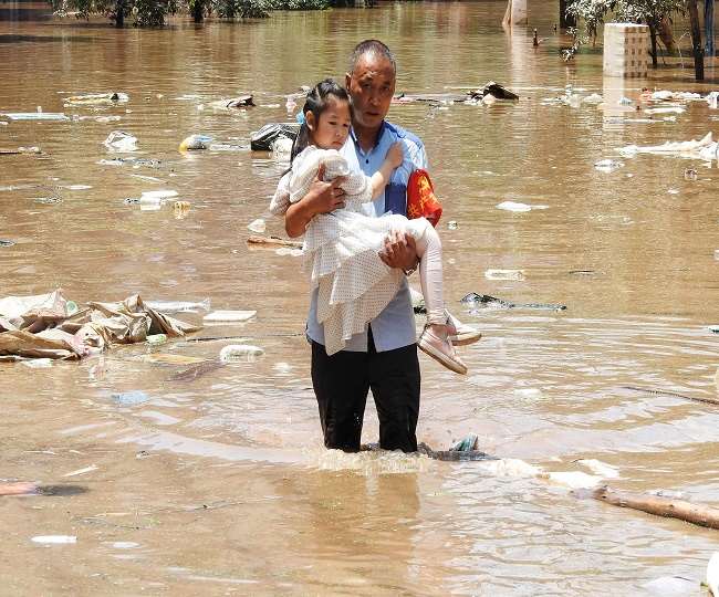 इन-फा तूफान की दस्तक से थमा चीन, ट्रेनें रद; स्कूल और बाजार बंद करने का आदेश