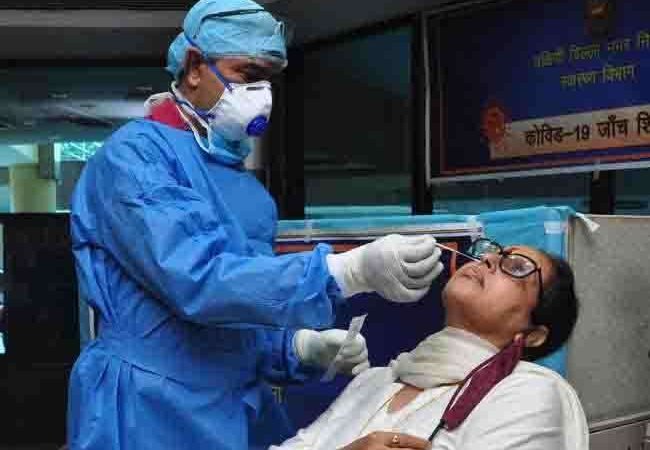 पिछले 24 घंटों के अंदर देश में आए 39 हजार से ज्यादा कोरोना के नए मामले, 416 लोगों की हुई मौत