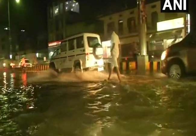 यूपी-बिहार और दिल्ली सहित इन राज्यों में तीन दिन भारी बारिश का अलर्ट, जानें अपने शहर का हाल