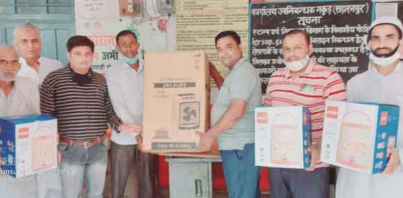 लक्की ड्रा के विजेताओं को प्रदान किए पुरस्कार