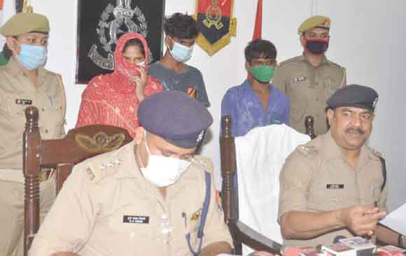 पुलिस ने किया वृद्धा हत्याकांड का खुलासा, पुत्रवधु समेत तीन को भेजा जेल