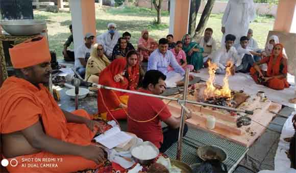 गुरू पूर्णिमा पर शिष्यों ने किया अपने गुरूओं का सम्मान