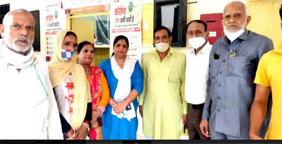नगर विभिन्न समस्याओं को लेकर उ0 प्र0 जनकल्याण मंच ने एसडीएम को सौंपा ज्ञापन