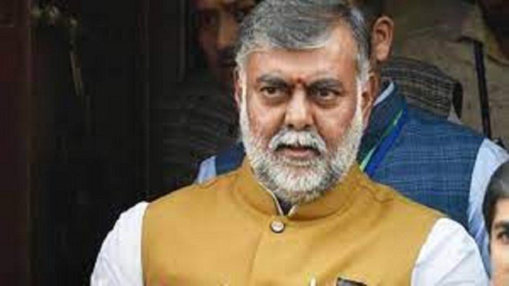 मोदी कैबिनेट के मंत्री बोले- अब संसद पहुंची TMC की हिंसा