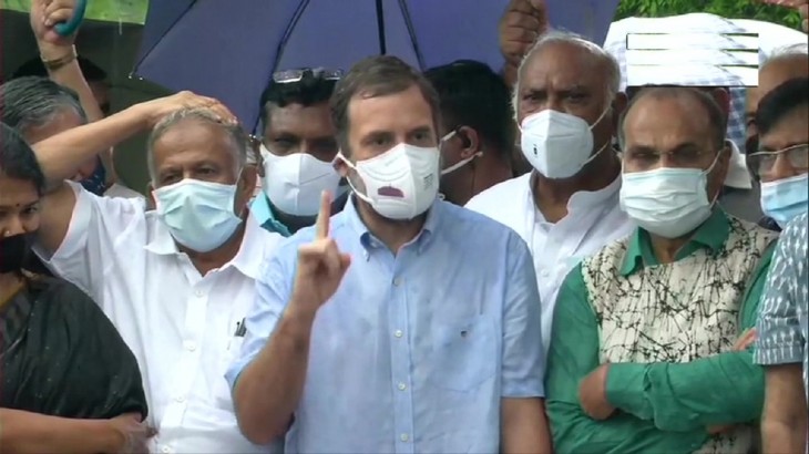 राहुल का पीएम मोदी पर हमला, बोले- पेगासस से जासूसी एंटी-नेशनल