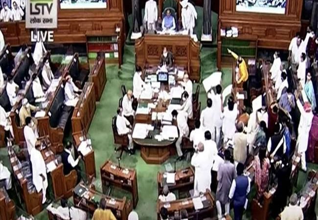 संसद में दो सप्‍ताह से जारी गतिरोध खत्‍म होने के आसार कम, विपक्ष ने दिया पेगासस पर चर्चा के लिए नोटिस