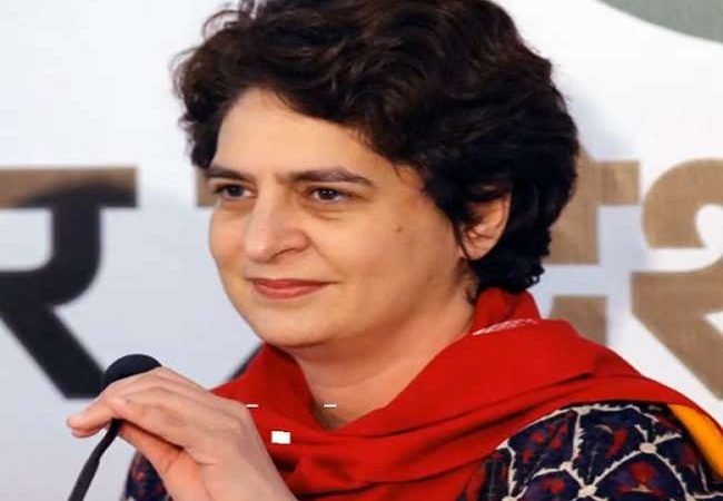 UP Election: उप्र में मुख्यमंत्री पद के लिए प्रियंका होंगी कांग्रेस का चेहरा, अकेले सभी सीटों पर चुनाव लड़ेगी पार्टी
