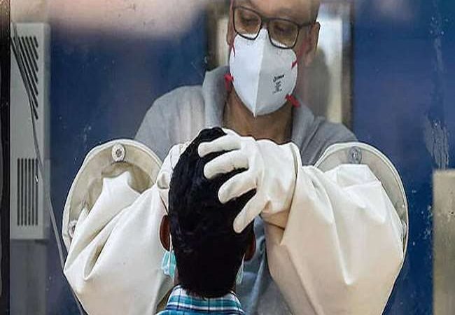 देश में आज फिर बढ़े कोरोना के मामले, 533 मरीजों की हुई मौत, केरल, महाराष्‍ट्र से सामने आ रहे सबसे अधिक केस