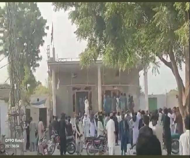पाकिस्तान में हिंदू मंदिर पर हमला: सुप्रीम कोर्ट की दखल के बाद एक्शन में आई पुलिस, 20 गिरफ्तार