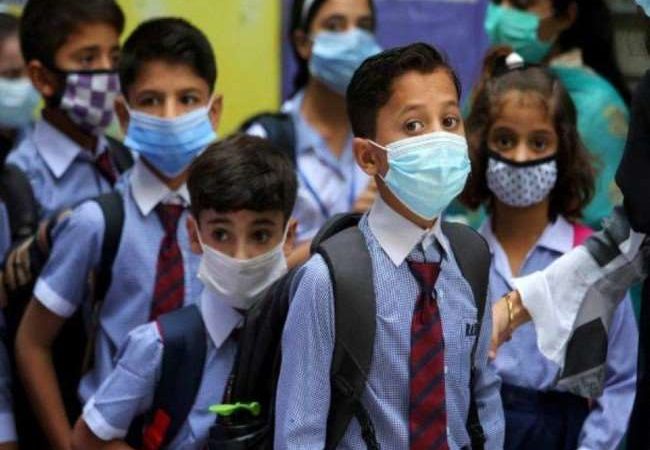 यूपी में एक सितंबर से खुलेंगे 6वीं से 8वीं तक के स्कूल, सीएम योगी आदित्यनाथ ने दिए ये निर्देश