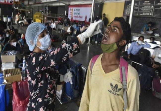 देश भर में बीते 24 घंटों में मिले 40,120 नए कोरोना संक्रमित, महाराष्ट्र में डेल्टा प्लस वैरिएंट से एक की मौत
