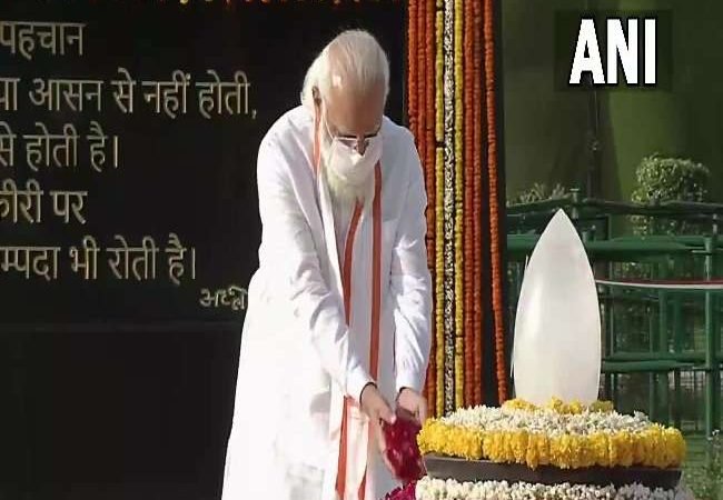 पूर्व प्रधानमंत्री अटल बिहारी वाजपेयी की पुण्‍यतिथि आज, राष्ट्रपति- उप राष्ट्रपति और पीएम मोदी ने दी श्रद्धांजलि