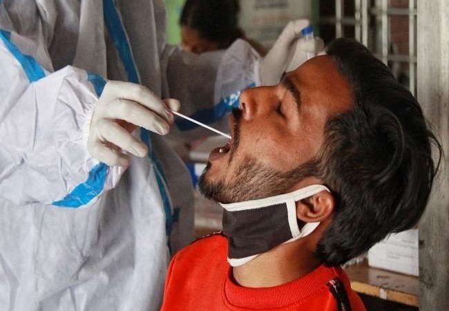 कोरोना की रफ्तार हुई धीमी: 154 दिनों बाद आए सबसे कम 25 हजार 166 मामले, एक्टिव केस में भी रिकॉर्ड कमी