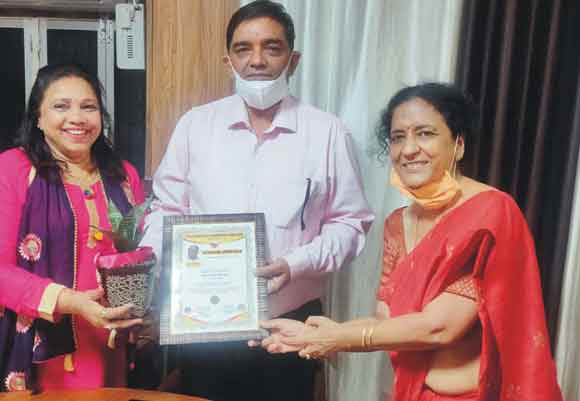 एलएनएस क्लब ने नगरायुक्त को दिया निपुण प्रशासक सम्मान