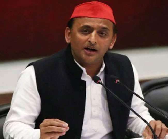 सपा अध्यक्ष अखिलेश यादव का तंज- निद्रा नहीं, चिंतन में लीन थे ‘माननीय’ कि आक्रोशित जनता का कैसे करें सामना