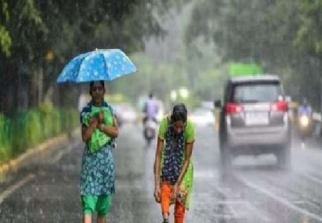Weather Updates: महाराष्ट्र, छत्तीसगढ़ और एमपी समेत देश के इन हिस्सों में होगी तेज बारिश, जानें- IMD का ताजा अनुमान
