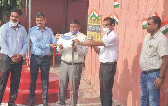 आयुष्मान भारत योजना के लिए मेडिग्राम हॉस्पिटल को किया सम्मानित