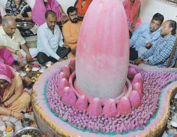 शिव की शरणागति में जीव का कल्याण: कालेंद्रानंद