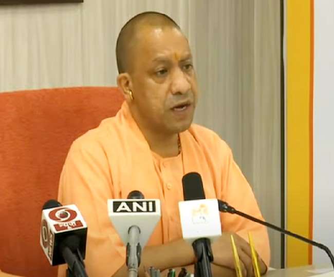 Ujjwala Yojana 2.0: CM योगी आदित्यनाथ ने बांटा मुफ्त LPG कनेक्शन, 20 लाख महिलाओं की रोशन होगी जिंदगी