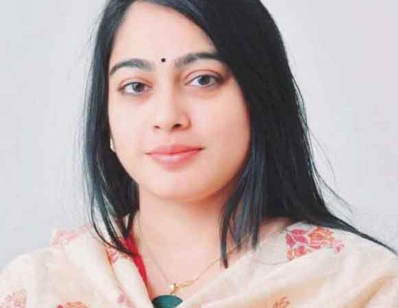 जनता को शून्यता की ओर ले जा रही है वर्तमान राजनीति: प्रियंवदा राणा