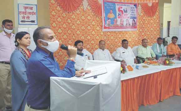 लोगों को वैक्सीनेशन के प्रति जागरूक करें आशा